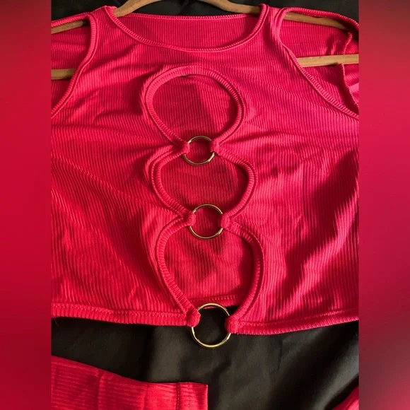 Top - Picture 3 of 4